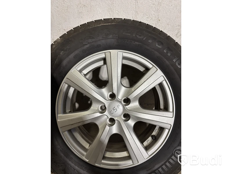 4 st. Däck på fälgar, Contineltal 215/70 R 16