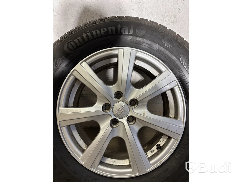 4 st. Däck på fälgar, Contineltal 215/70 R 16