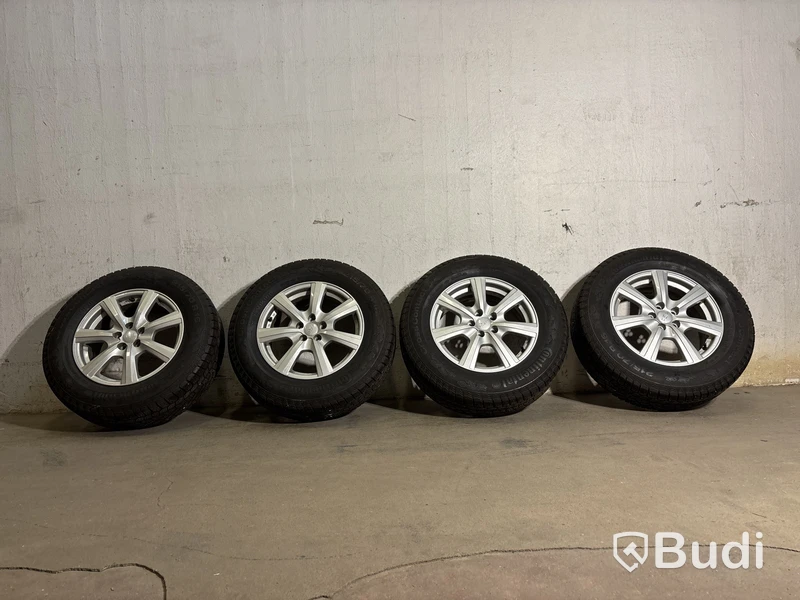 4 st. Däck på fälgar, Contineltal 215/70 R 16