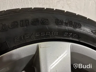 4 st. Däck på fälgar, olika modeller