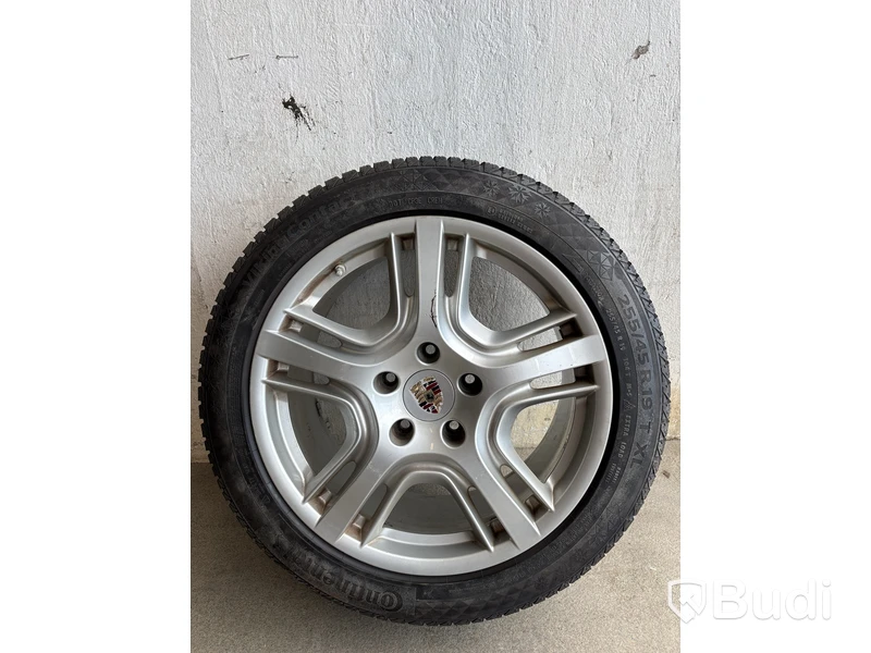 1 st. Däck på fälg, Contineltal 255/45 R 19 104T