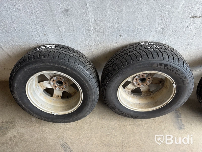 4 st. Däck på fälgar, Michelin 225/70 R 16