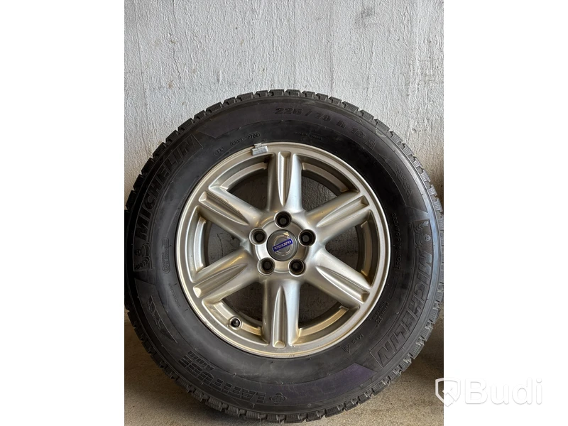 4 st. Däck på fälgar, Michelin 225/70 R 16