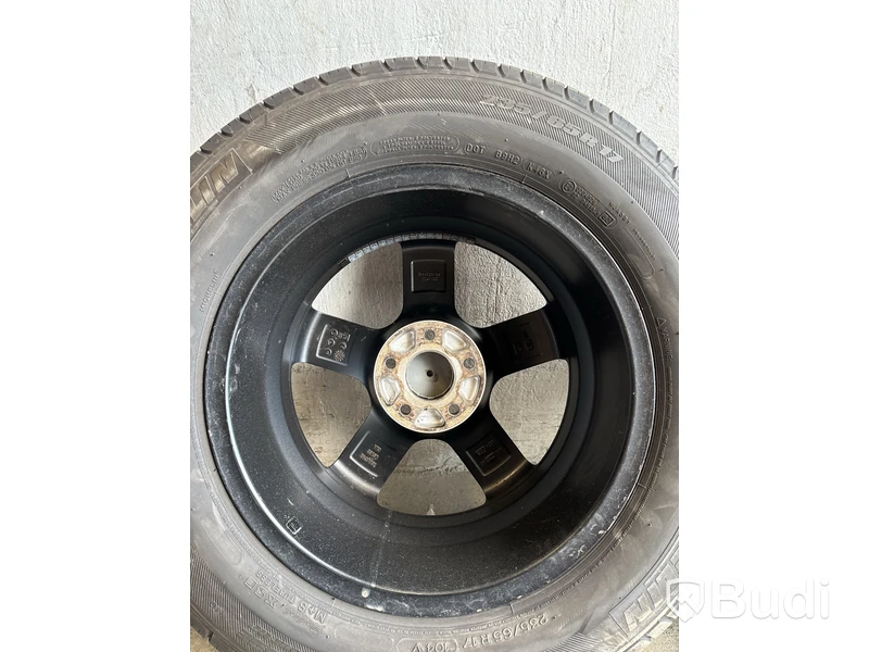 4 st. Däck på fälgar, Michelin 235/65R17