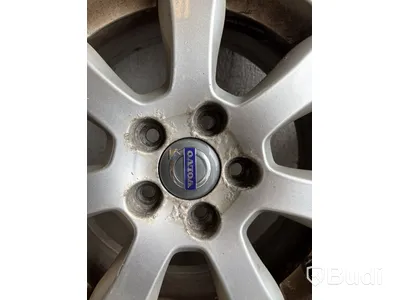 4 st. Däck på fälgar, olika märken 215/55 R16