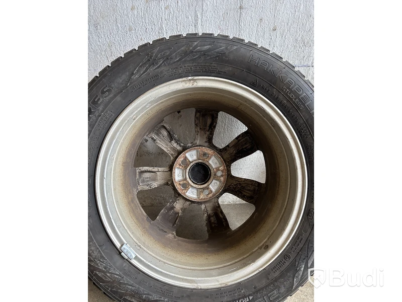 4 st. Däck på fälgar, olika märken 215/55 R16