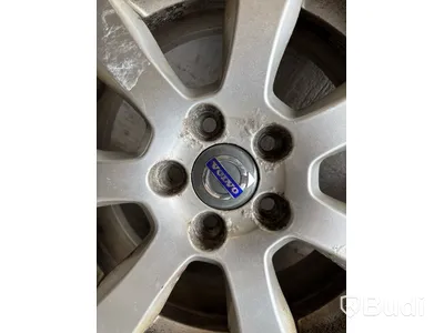 4 st. Däck på fälgar, olika märken 215/55 R16