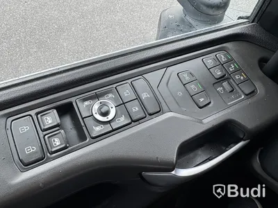 Dragbil Scania R590 V8 6x2 -2023 | Tipphydraulik