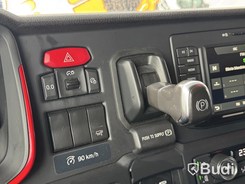 Dragbil Scania R590 V8 6x2 -2023 | Tipphydraulik