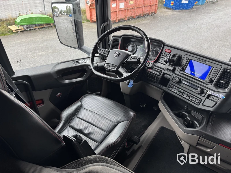 Dragbil Scania R590 V8 6x2 -2023 | Tipphydraulik