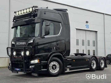 Dragbil Scania R590 V8 6x2 -2023 | Tipphydraulik