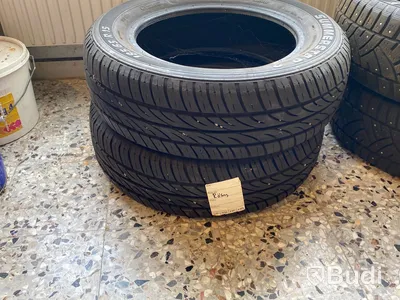 Stort parti med däck/fälgar