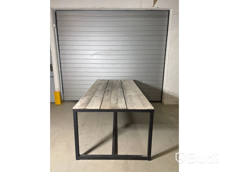 Matbord för utomhusbruk
