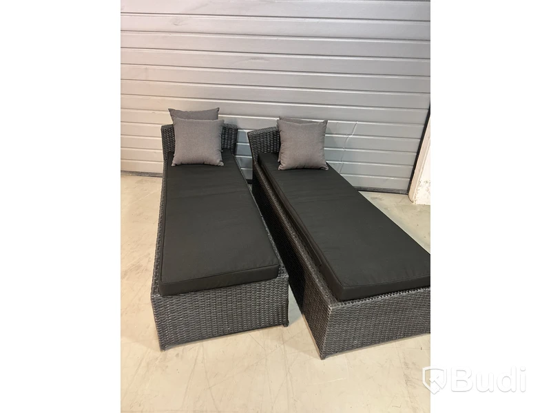 2 st. Loungesoffor för utomhusbruk