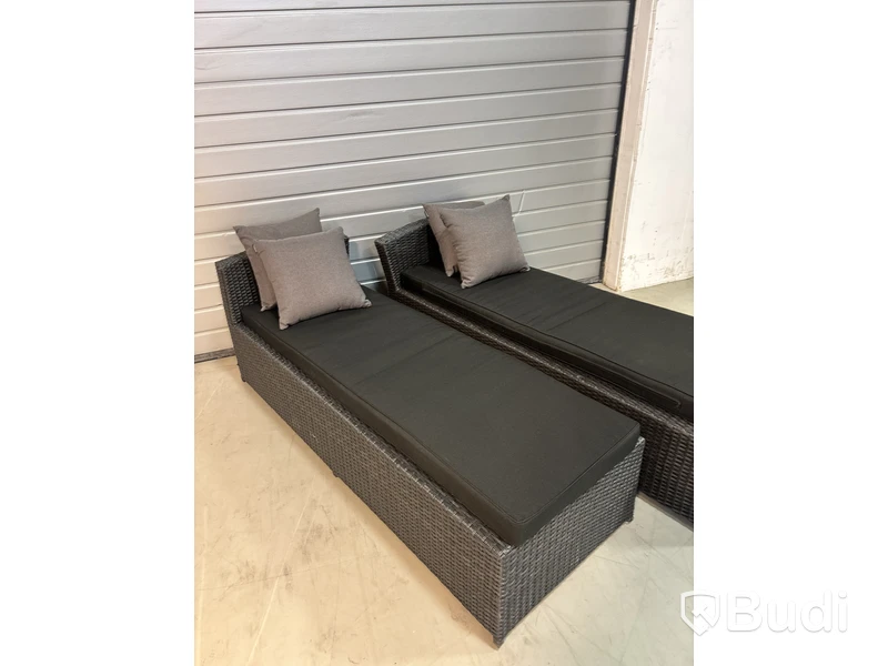 2 st. Loungesoffor för utomhusbruk