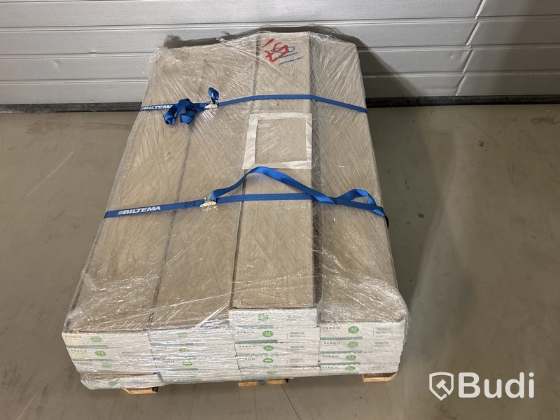13 st. PAKET LAMINATGOLV PERGO MODERN DANSK EK 1-STAV SILKESMATT, totalt 23,855M²