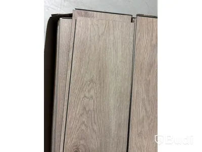 Parti med laminatgolv, LOGOCLIC AQUAPROTECT SMART EURUS EK 2,76M²/PKT