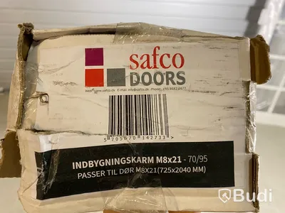 SKJUTDÖRR SAFCO LONDON GLAS 8X21 MED INBYGGNADSKARM