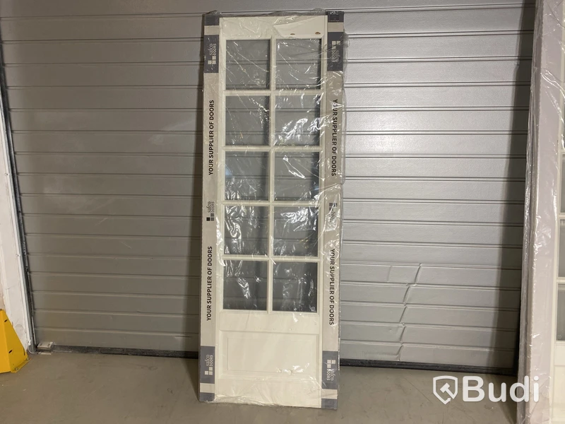 SKJUTDÖRR SAFCO LONDON GLAS 8X21 MED INBYGGNADSKARM