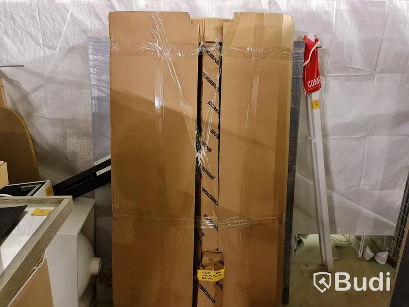 Svedbergs Forsa badkarsväggar Rökglas med blanka profiler 840x840mm Ca. Butikspris: 6.910SEK