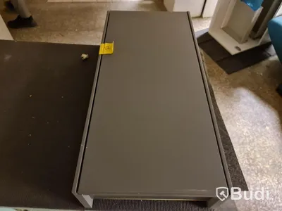 IFÖ Sense överskåp från Grafitgrå 300x127x640mm Ca. Butikspris: 2.169SEK Utställning ex.