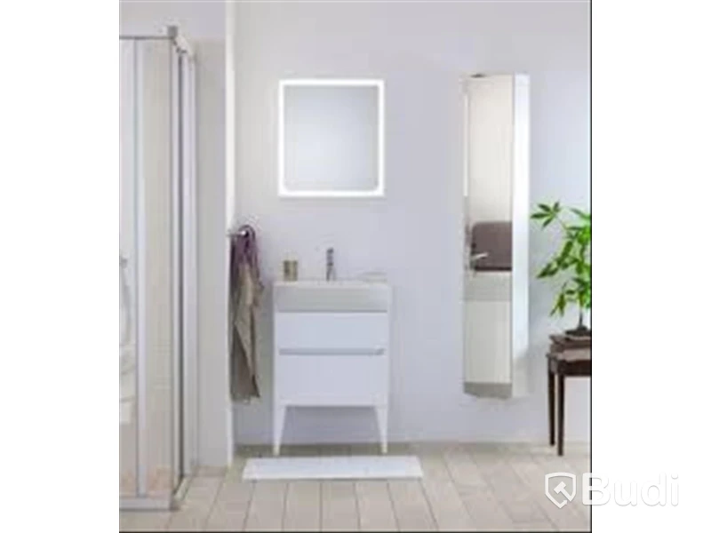 IFÖ Silva möbelpaket inkl. stödben. Matt vit Möbelpaket 565x360 Spegel 565x620 Ca. Butikspris: 16.539SEK spegel saknas,  ej kran Utställning ex.
