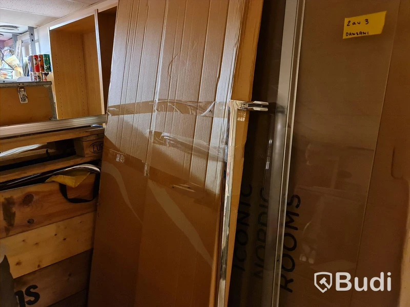 Dansani duschväggar fast 2000X750mm samt 2000X970mm med beslag Ca. Butikspris: 16.750SEK