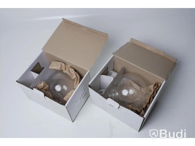 Lampglob 2 st och LED-lampor 2 st