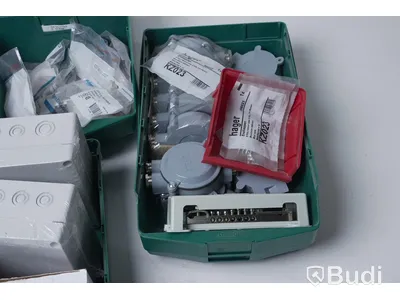 Diverse elektronik- och byggtillbehör