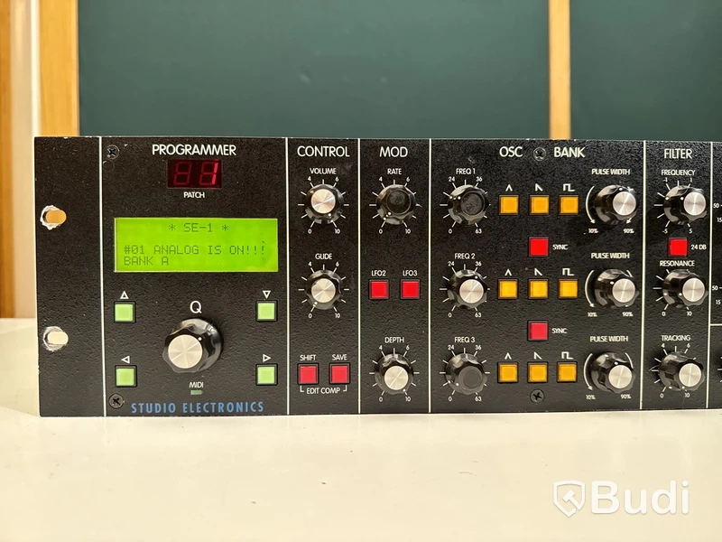 Synthesizer - Studio Electronics SE-1