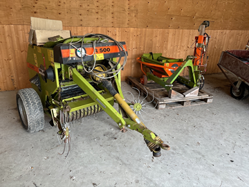 Småbalspress med inplastare Wolagri R500