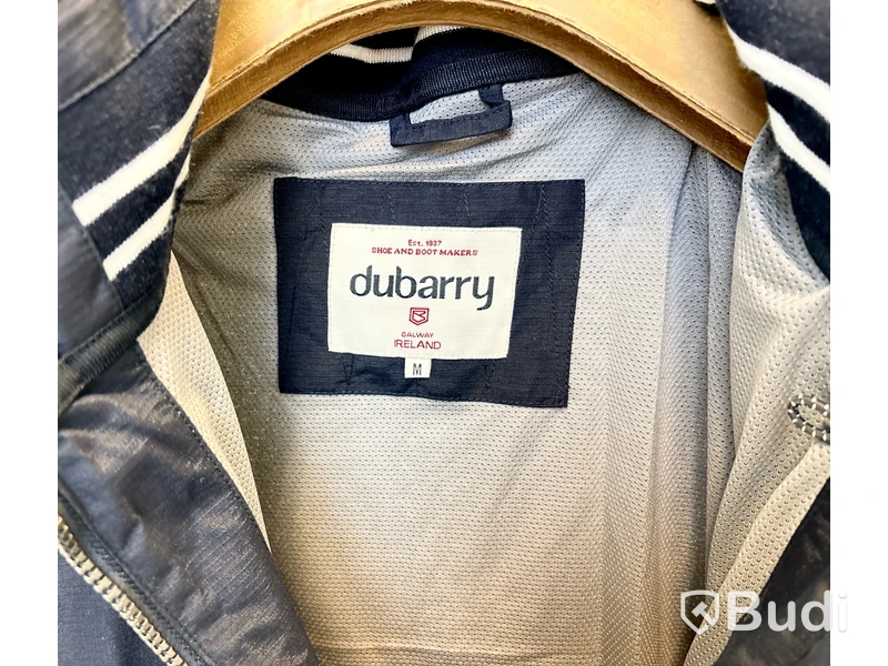 Jacka Dubarry of Ireland, stl. M