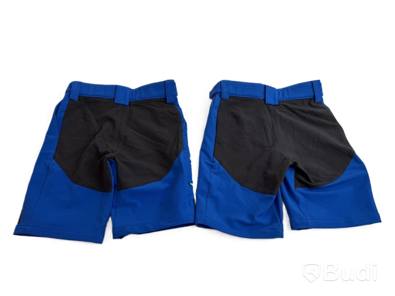 2 st. Barnshorts HellyHansen Jr Edge Dynamic med logga Kungliga Svenska Segel Sällskapet, stl. 128