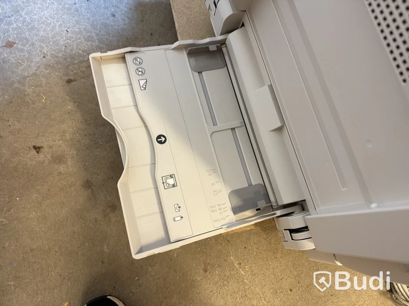 Multifunktionsskrivare Xerox C7100