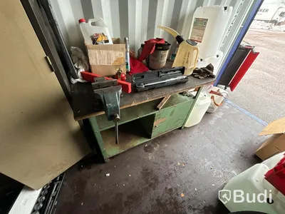 Verktyg, maskiner & allt övrigt innehåll i container.