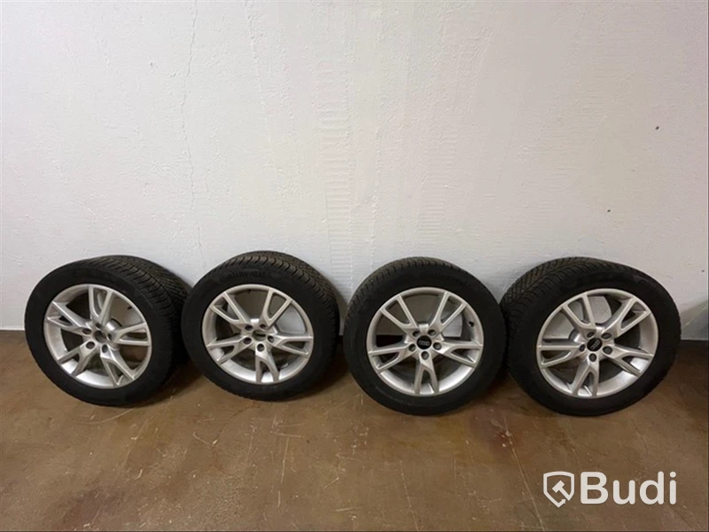 4 st. Hjul Audi, året runt, suttit på A6 Allroad -2017