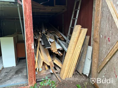 Virke, brädor limträbalk m.m. Stort Parti