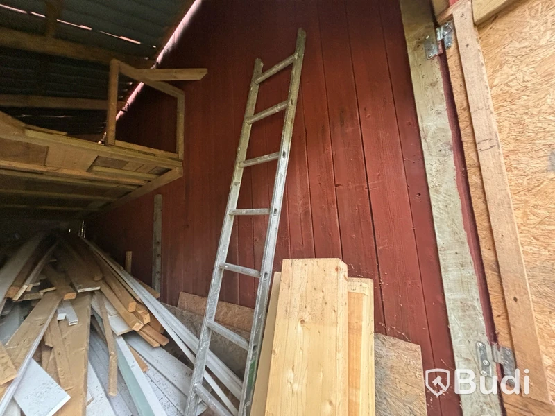 Virke, brädor limträbalk m.m. Stort Parti