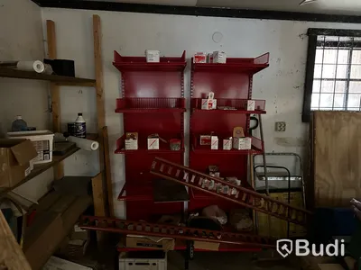 Byggprodukter, färgskak, kakelkap, vibrostavar m.m.