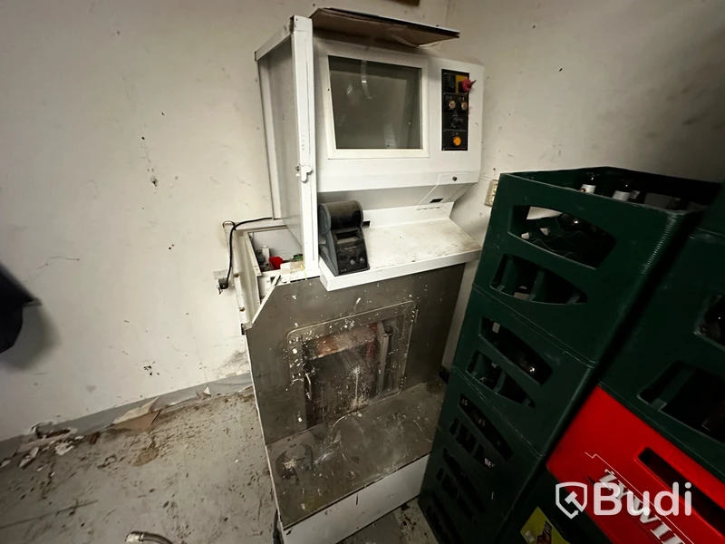 Byggprodukter, färgskak, kakelkap, vibrostavar m.m.
