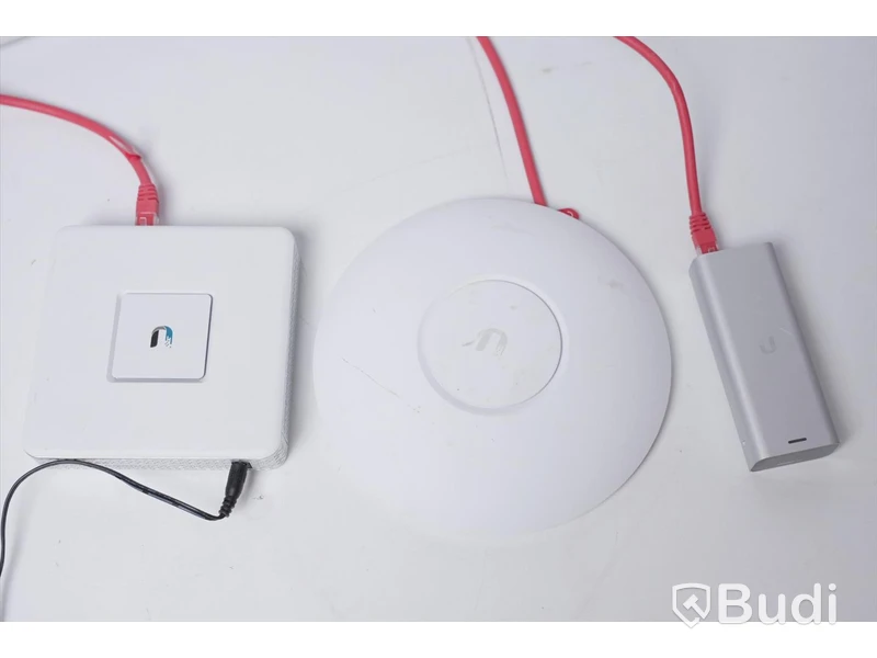 Nätverk och modem - UniFi AP AC PRO