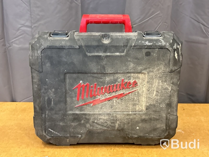 2 st batterimaskiner Milwaukee