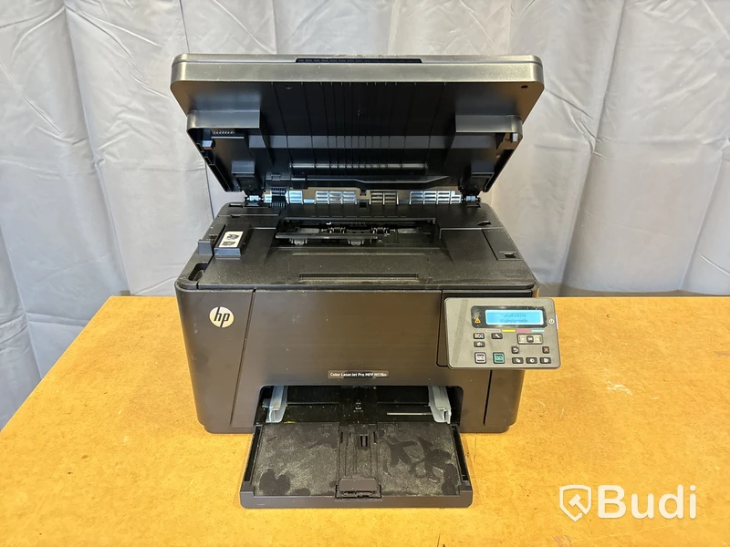 Skrivare HP Color LaserJet Pro MFP M176n