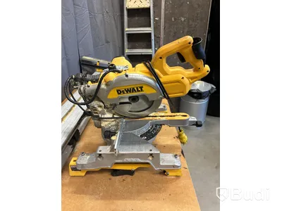 Kap- & gersåg Dewalt DWS777 med sågbänk
