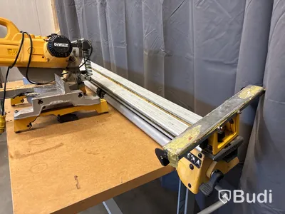 Kap- & gersåg Dewalt DWS777 med sågbänk