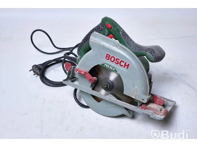 Cirkelsåg - BOSCH PKS 55A Obs! Tejpad sladd men fungerar.