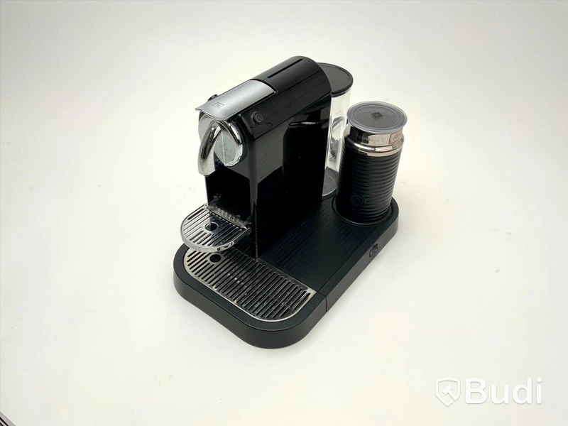 Nespresso D120. Saknar en lucka, kolla sista bilden.