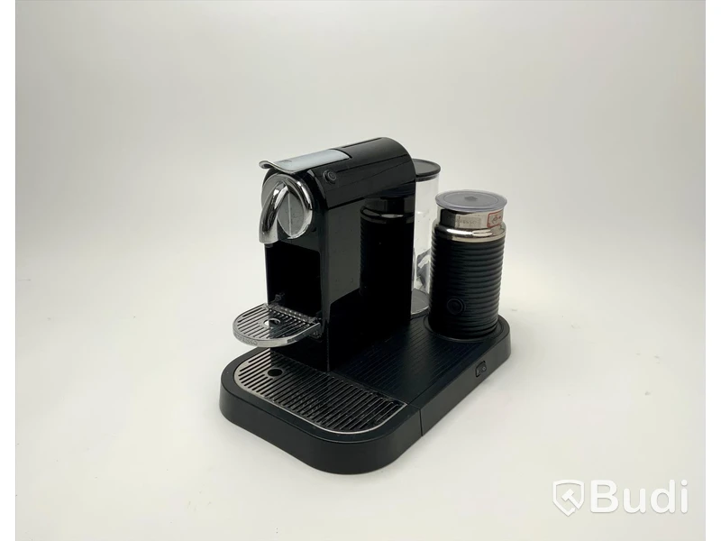 Nespresso D120. Saknar en lucka, kolla sista bilden.