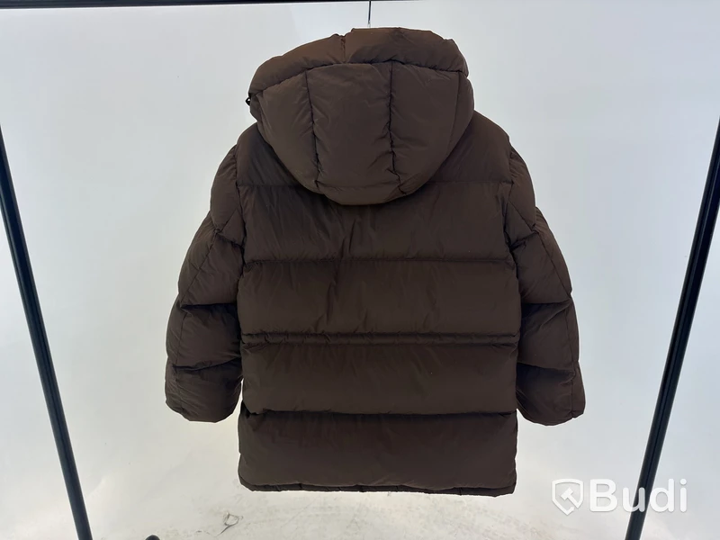 Mellanlång dunjacka Gant, stl. XS, brun