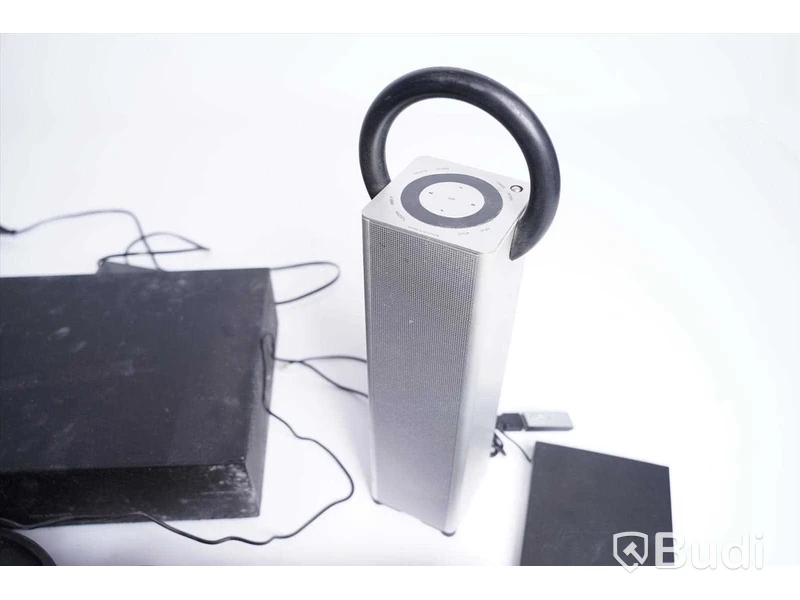Diverse musikutrustning - Bang & Olufsen. Osäker funktion.